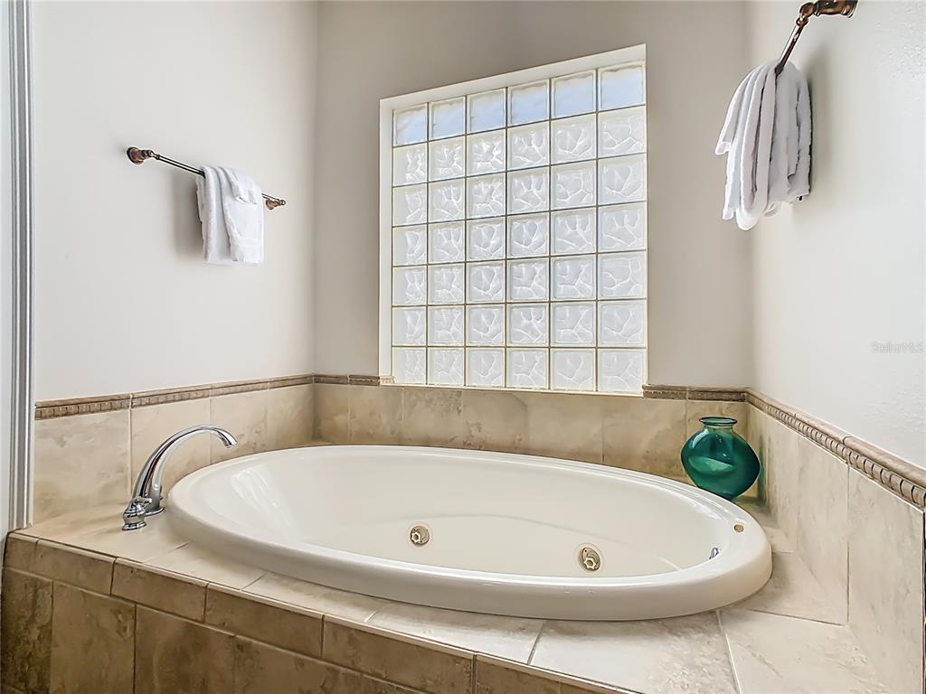 535 Muirfield Loop Reunion, FL 34747 - Photo 20 of 58