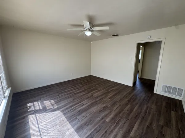 $1,050 | 5402 22nd Street, Lubbock, TX 79407