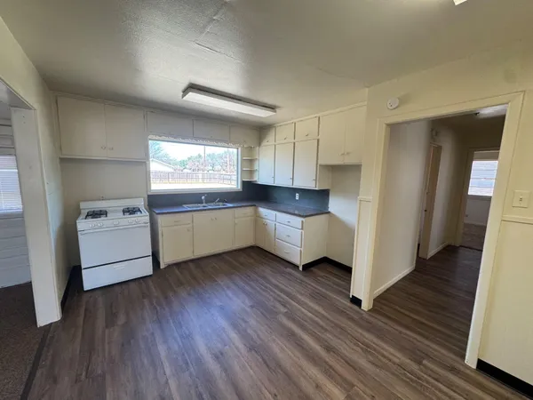 $1,050 | 5402 22nd Street, Lubbock, TX 79407
