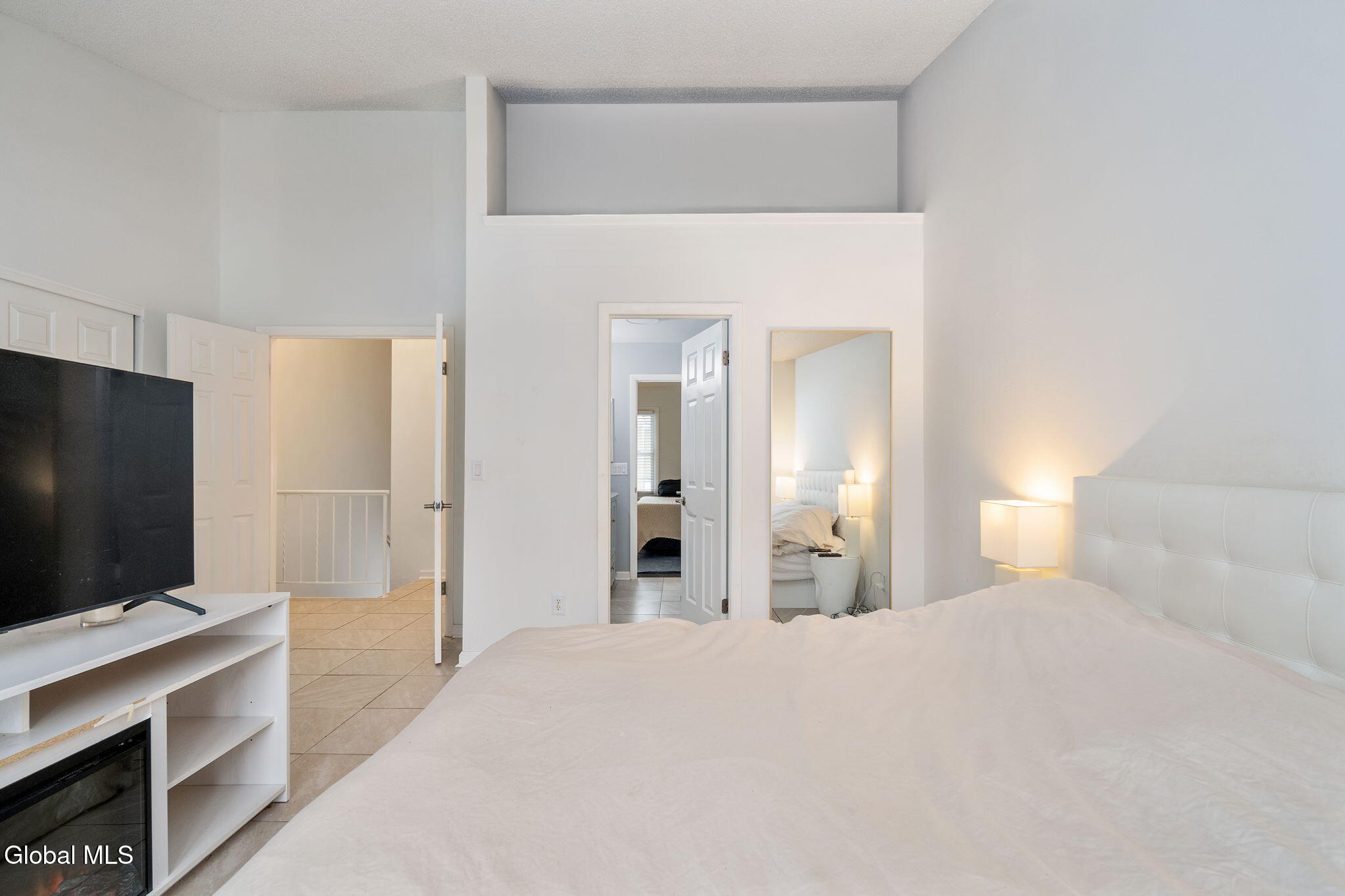 13 Raleigh Drive Halfmoon, NY 12065 - Photo 20 of 37 21-13RaleighDr_21