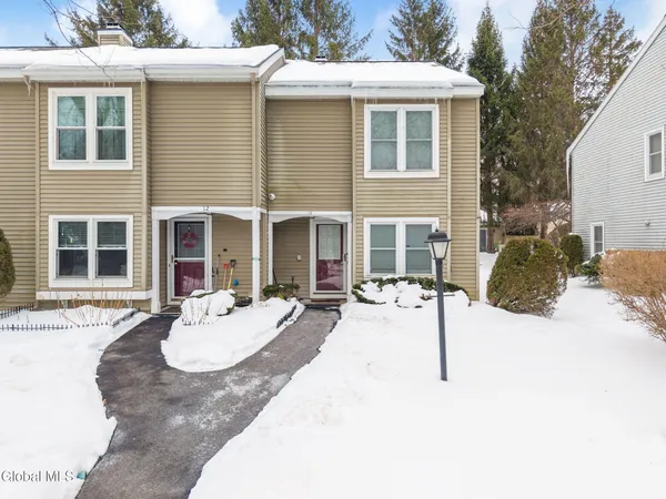 $265,000 | 13 Raleigh Drive, Halfmoon, NY 12065