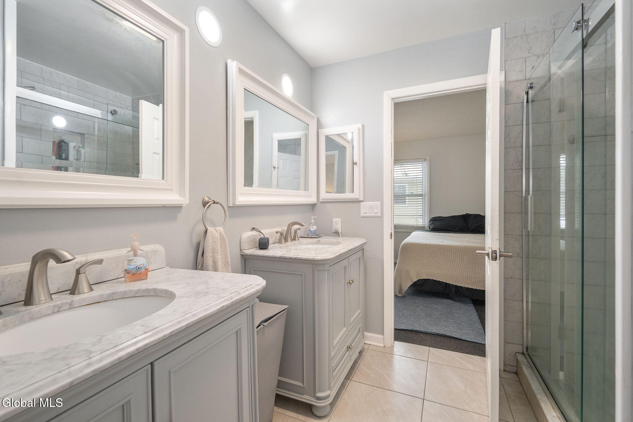 13 Raleigh Drive Halfmoon, NY 12065 - Photo 24 of 37 25-13RaleighDr_25