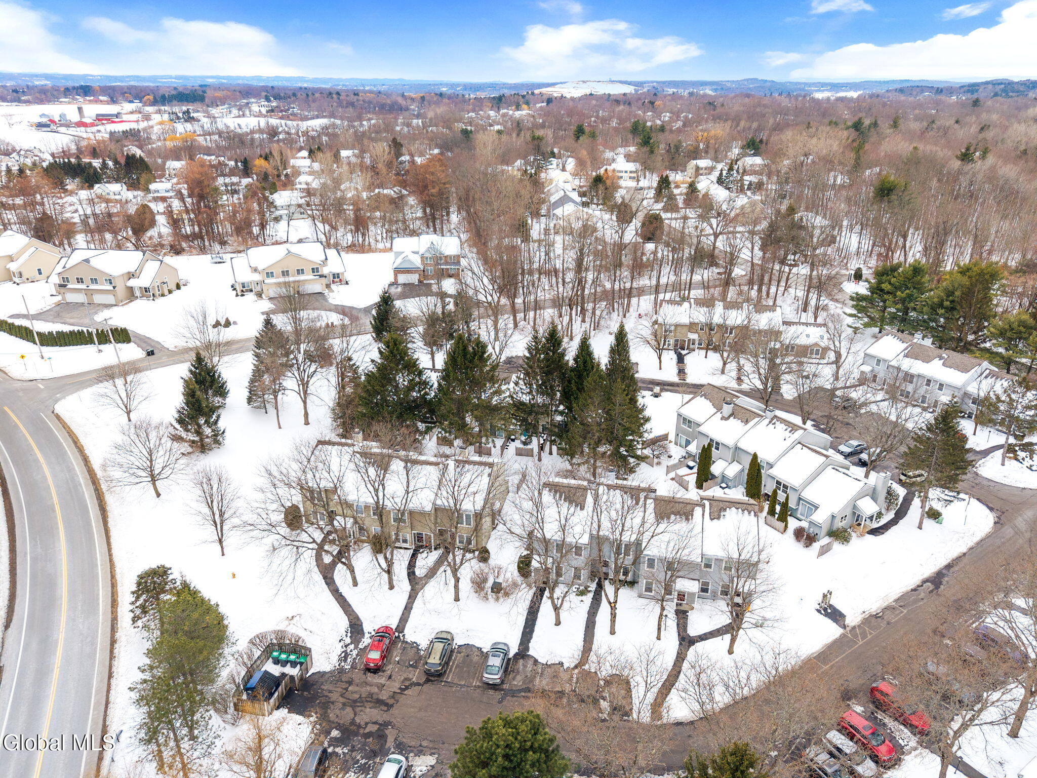 13 Raleigh Drive Halfmoon, NY 12065 - Photo 34 of 37 35-13RaleighDr_35