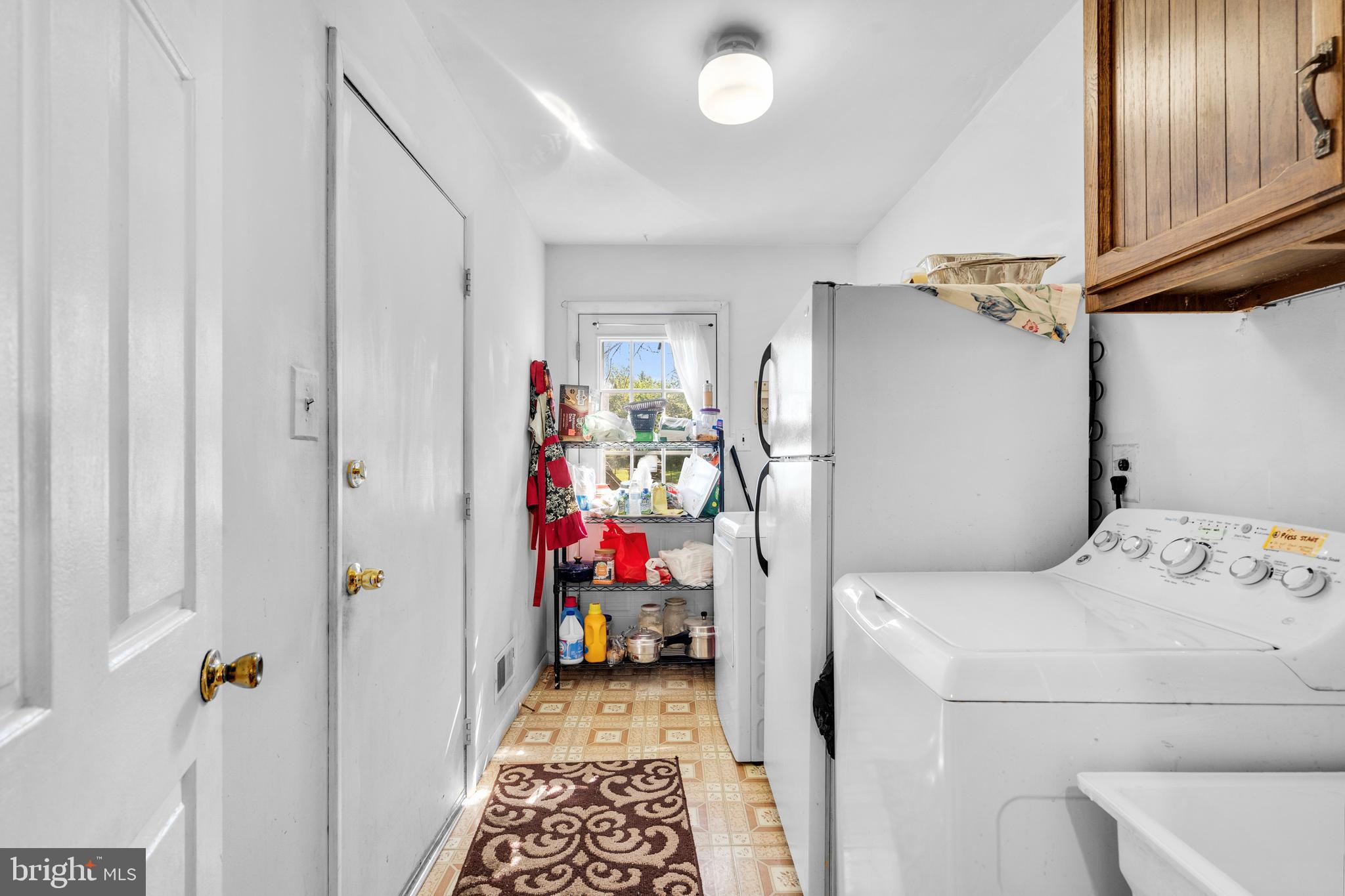 2 West High Ridge Road Cherry Hill, NJ 08003 - Photo 24 of 42 a bedroom with a bed and a window