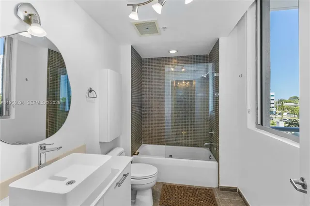 $745,000 | 3470 East Coast Avenue, Unit H0401, Miami, FL 33137