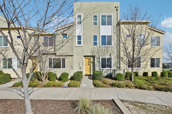 $529,000 | 3237 Bridgeway Drive, Rancho Cordova, CA 95670