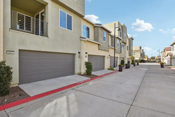 $529,000 | 3237 Bridgeway Drive, Rancho Cordova, CA 95670