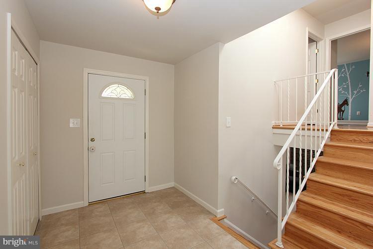 2352 Nashua Court Reston, VA 20191 - Photo 12 of 30 Interior (General)