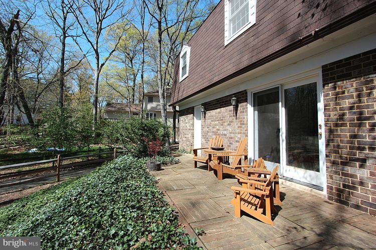 2352 Nashua Court Reston, VA 20191 - Photo 17 of 30 Exterior (General)