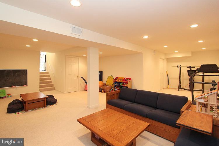 2352 Nashua Court Reston, VA 20191 - Photo 23 of 30 Basement