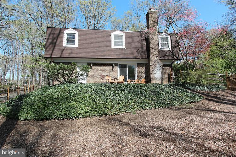 2352 Nashua Court Reston, VA 20191 - Photo 6 of 30 Exterior (General)