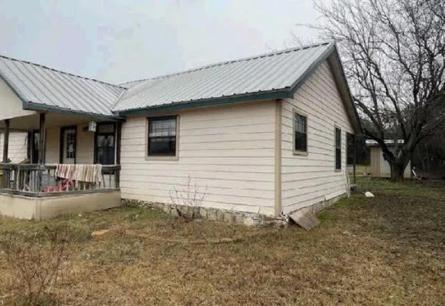 $197,100 | 6554 Highway 144, Glen Rose, TX 76043