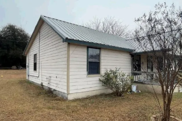 $197,100 | 6554 Highway 144, Glen Rose, TX 76043