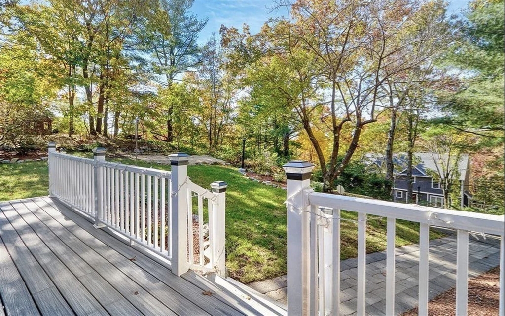 7 West Street Melrose, MA 02176 - Photo 19 of 21