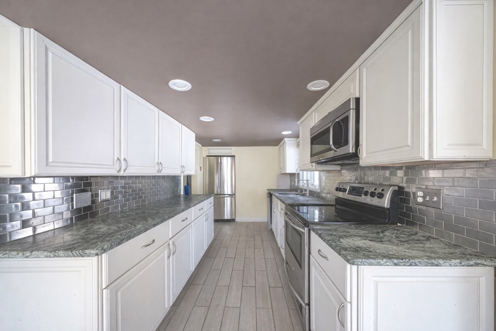 7 West Street Melrose, MA 02176 - Photo 9 of 21