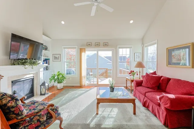 $910,000 | 159 Skyline Drive, Unit 159, Acton, MA 01720