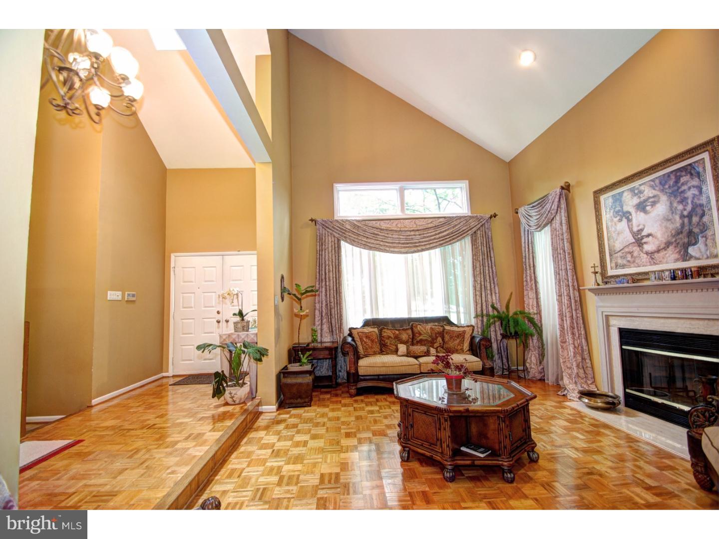 1055 Longfield Road Southampton, PA 18966 - Photo 10 of 22 Living Room
