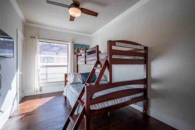 $2,600 | 3318 South Jennings Avenue, Fort Worth, TX 76110