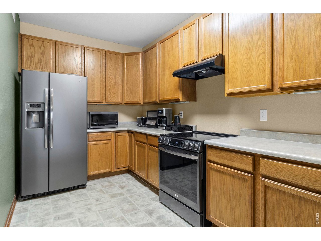 5151 29th Street, Unit 1203 Greeley, CO 80634 - Photo 9 of 20 Newer stainless steel appliances