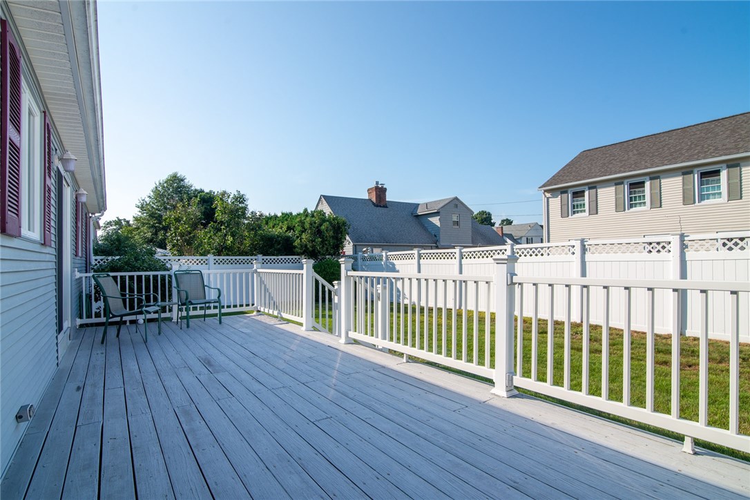 53 Bryant Road Cranston, RI 02910 - Photo 25 of 30 Gallery Image 25