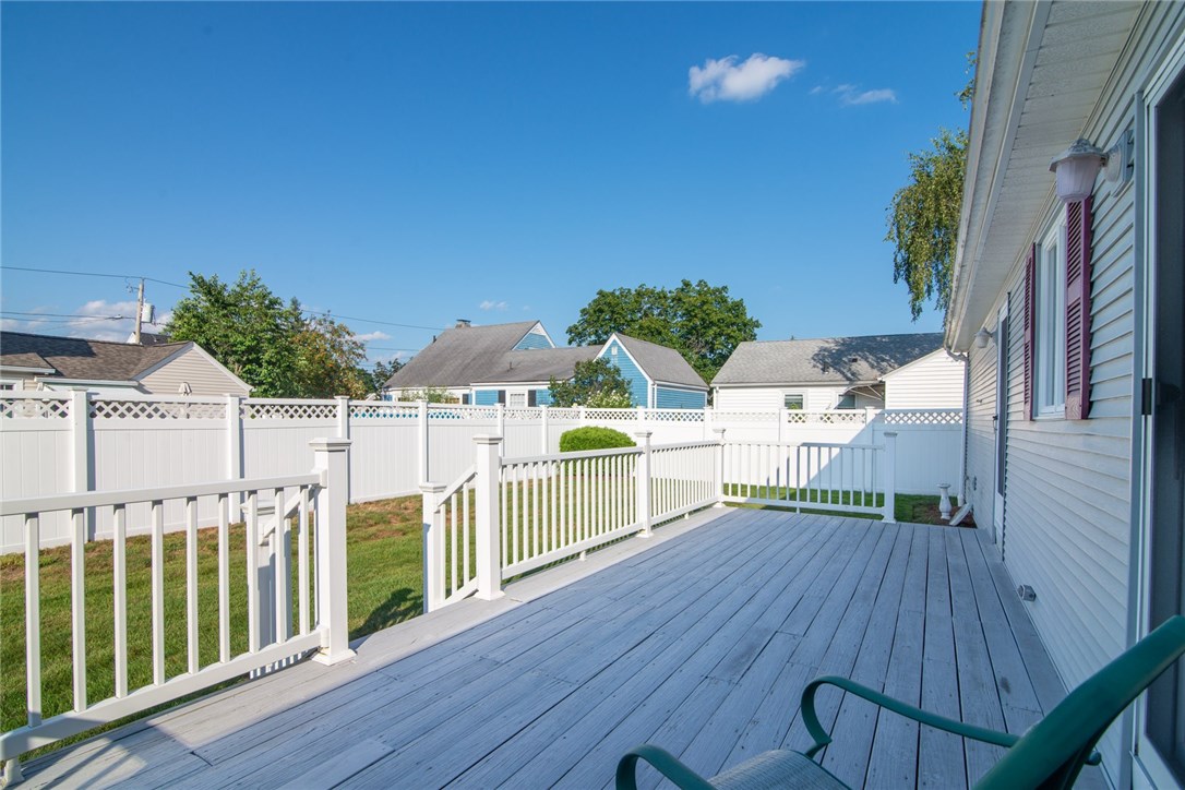 53 Bryant Road Cranston, RI 02910 - Photo 26 of 30 Gallery Image 26
