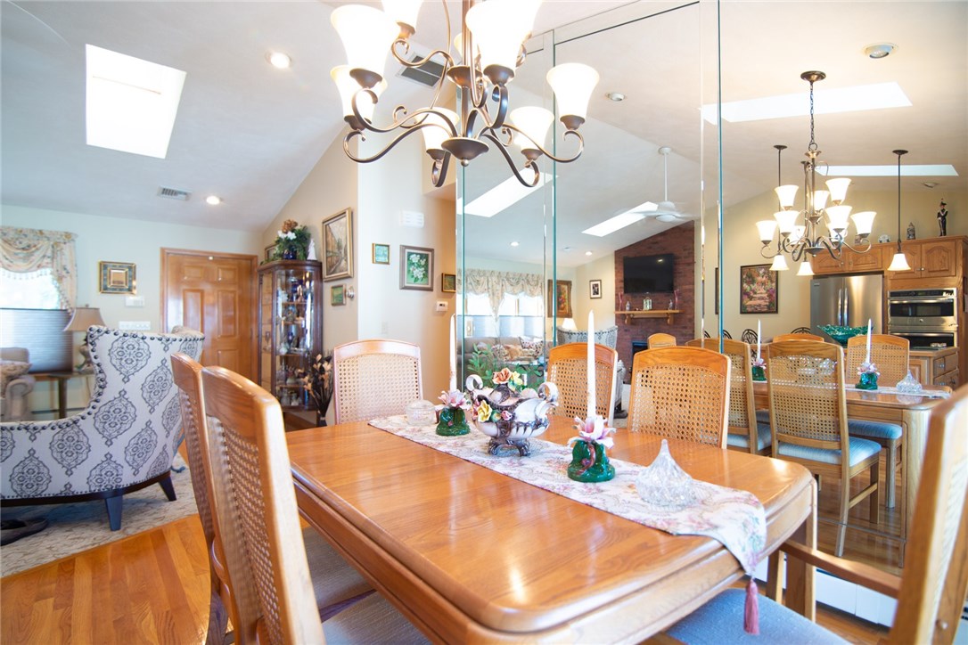 53 Bryant Road Cranston, RI 02910 - Photo 5 of 30 Gallery Image 5