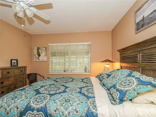 $1,995 | 1877 Sixty Oaks Lane, Vero Beach, FL 32966