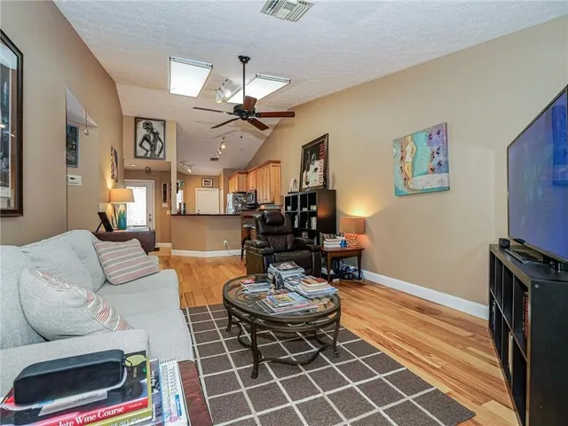 $1,995 | 1877 Sixty Oaks Lane, Vero Beach, FL 32966