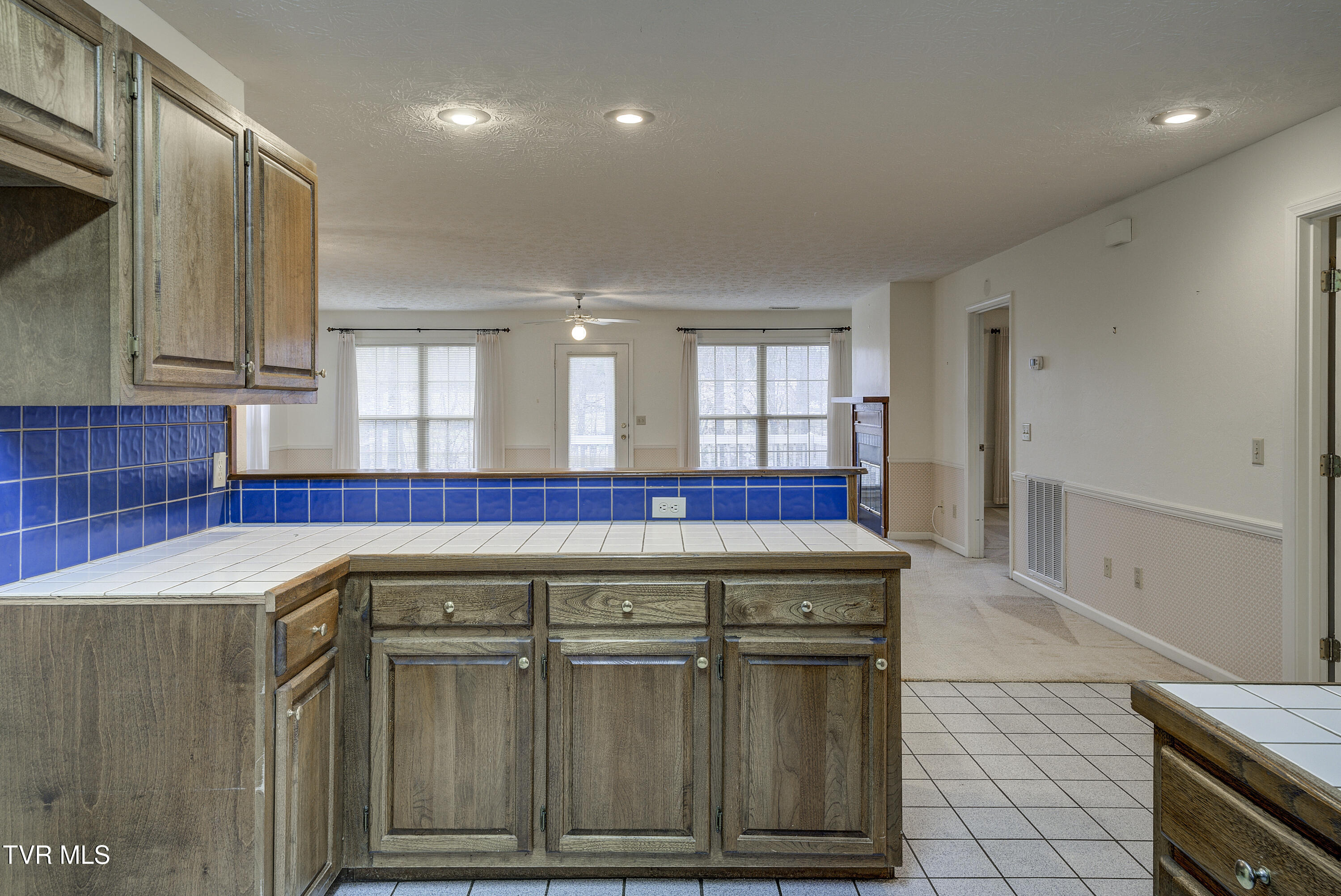 111 Park Place Greeneville, TN 37743 - Photo 12 of 39 ParkPlace-Interior-5