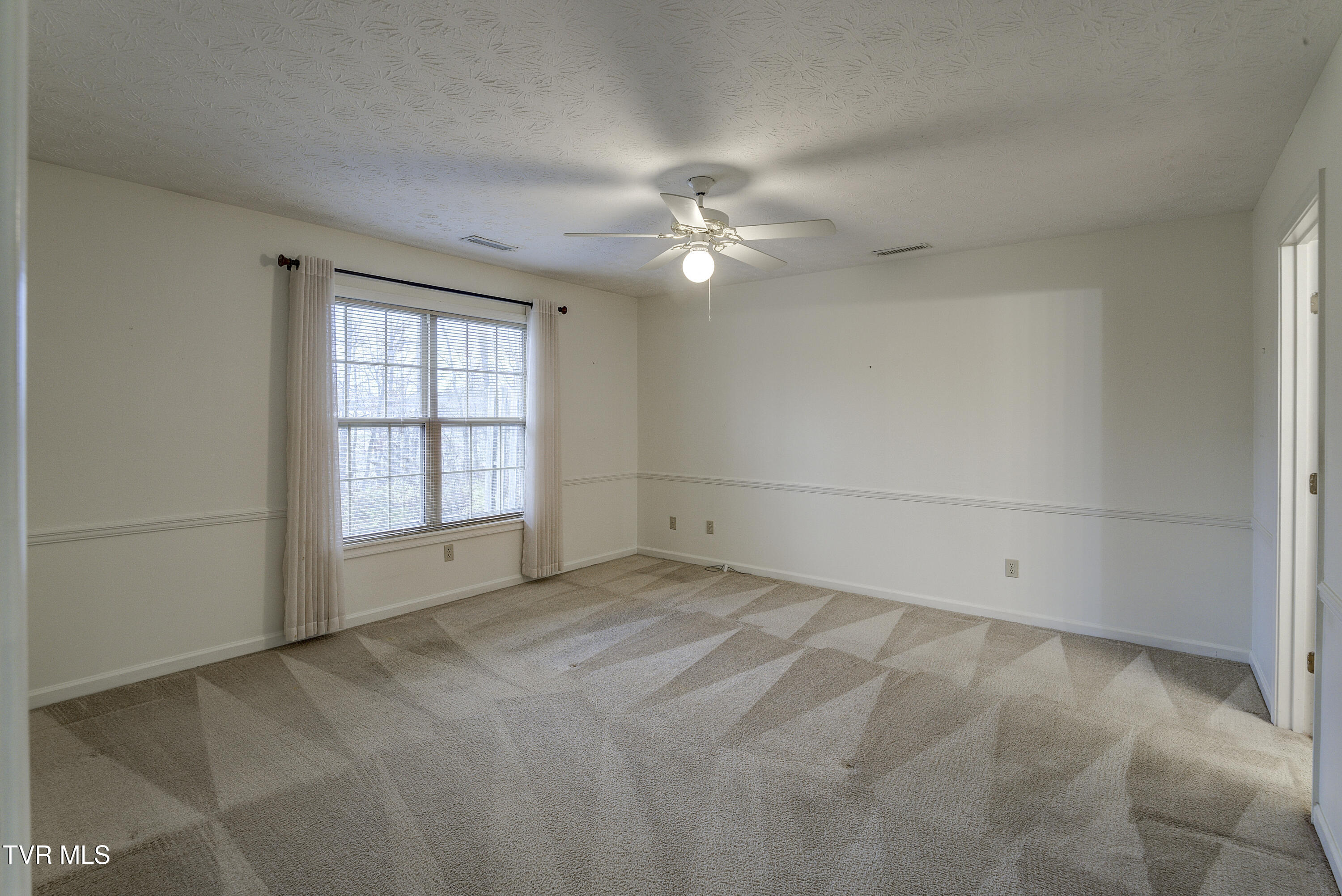 111 Park Place Greeneville, TN 37743 - Photo 17 of 39 ParkPlace-Interior-18