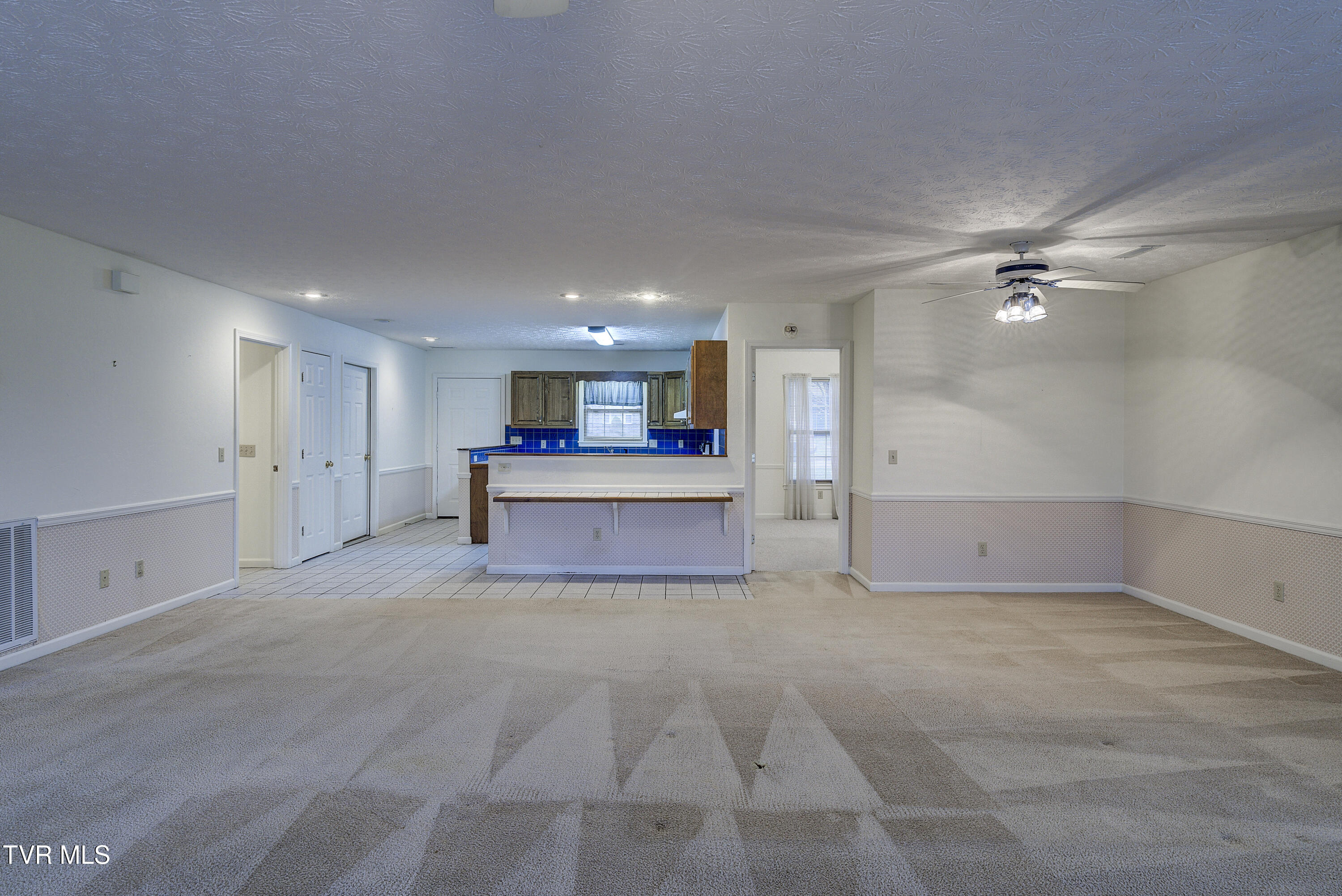 111 Park Place Greeneville, TN 37743 - Photo 5 of 39 ParkPlace-Interior-10