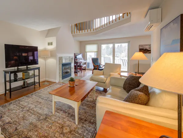 $824,900 | 19 Goodridge Drive, Unit 31, Naples, ME 04055