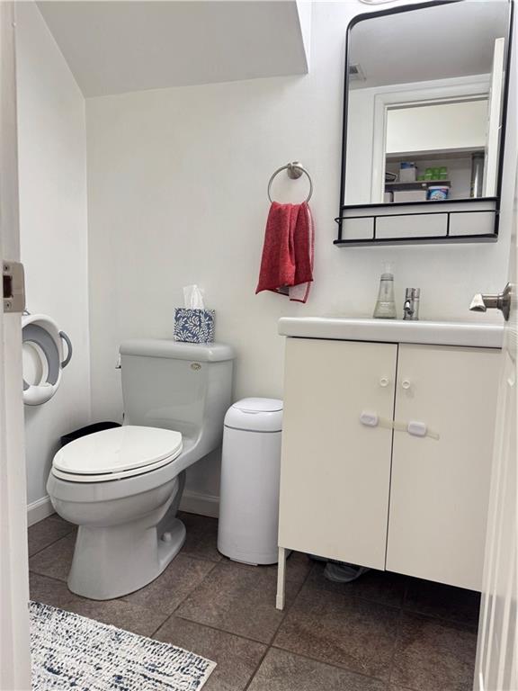 404 Chandler Place Pittsburgh, PA 15212 - Photo 13 of 26 1st flr. powder room is located across from the laundry area.