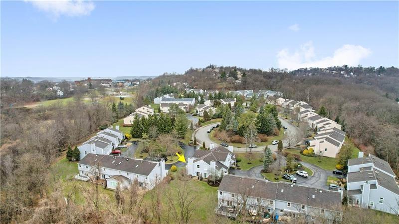 404 Chandler Place Pittsburgh, PA 15212 - Photo 24 of 26 This is the New Allegheny Neighborhood. Beautiful green area in the middle of the neighborhood.