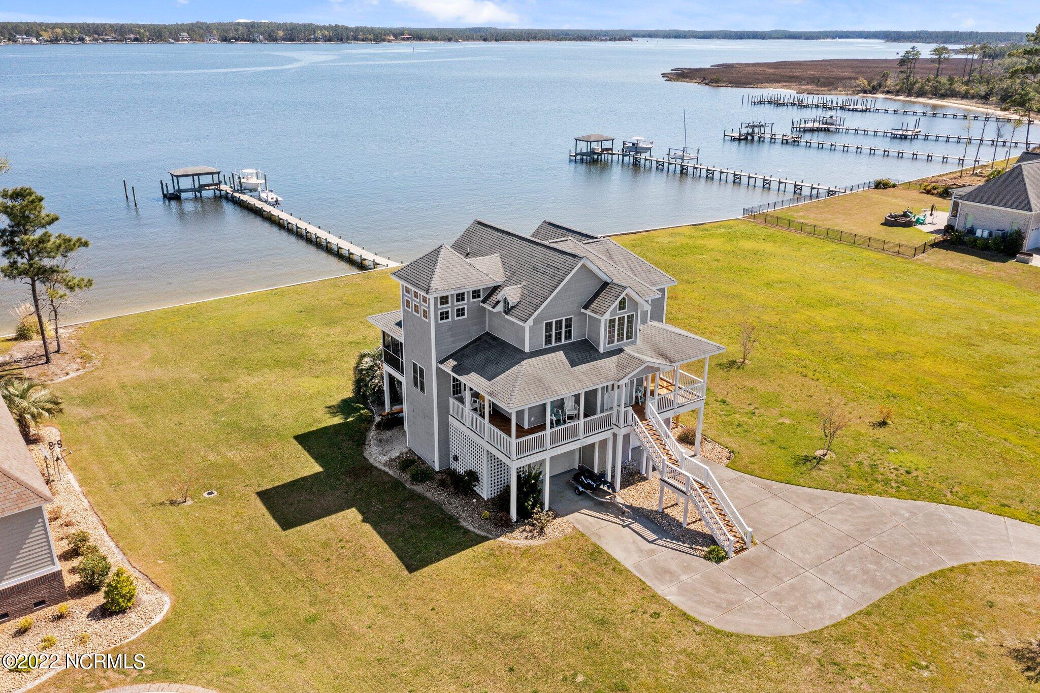 139 Waterway Road Havelock, NC 28532 - Photo 3 of 24 18-web-or-mls-DJI_0160