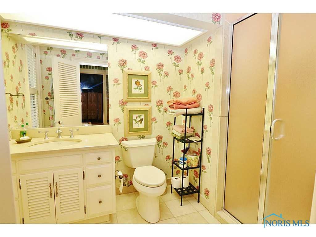 4170 Corey Road Toledo, OH 43623 - Photo 3 of 6 Gallery Image 3