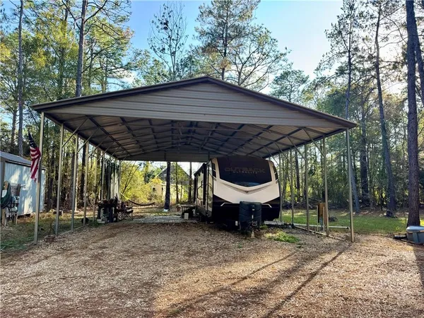 $99,900 | 26024 Pineview Drive, Folsom, LA 70437