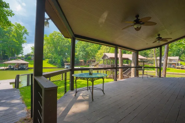 $725,000 | 556 Cedar Drive West, Hamilton, GA 31811