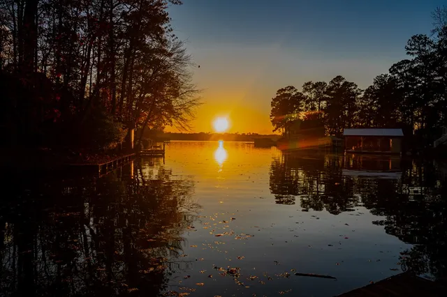 $725,000 | 556 Cedar Drive West, Hamilton, GA 31811