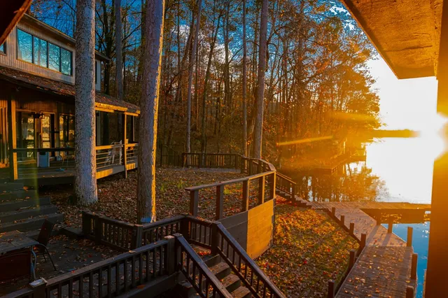 $725,000 | 556 Cedar Drive West, Hamilton, GA 31811