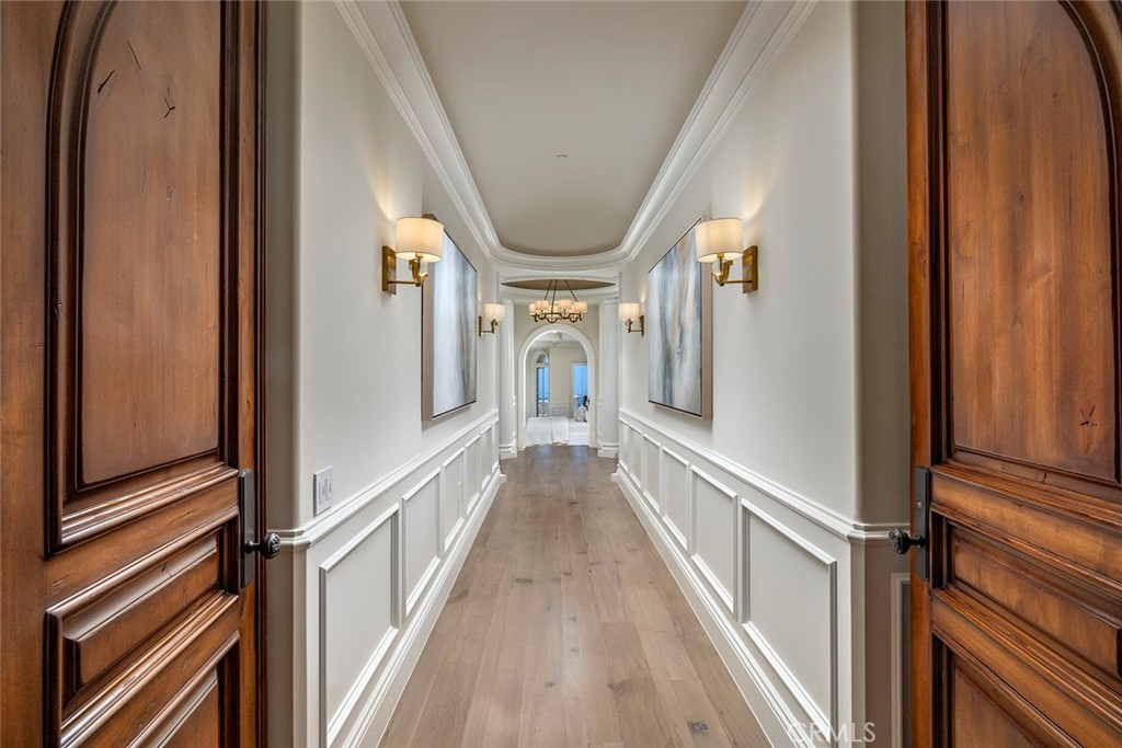 14 Channel Vista Newport Coast, CA 92657 - Photo 29 of 67 Upstairs Primary Suite Entry