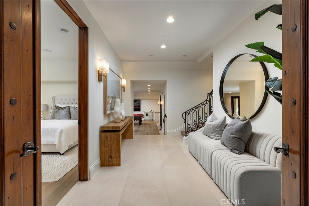 14 Channel Vista Newport Coast, CA 92657 - Photo 44 of 67 Lower Level Hall