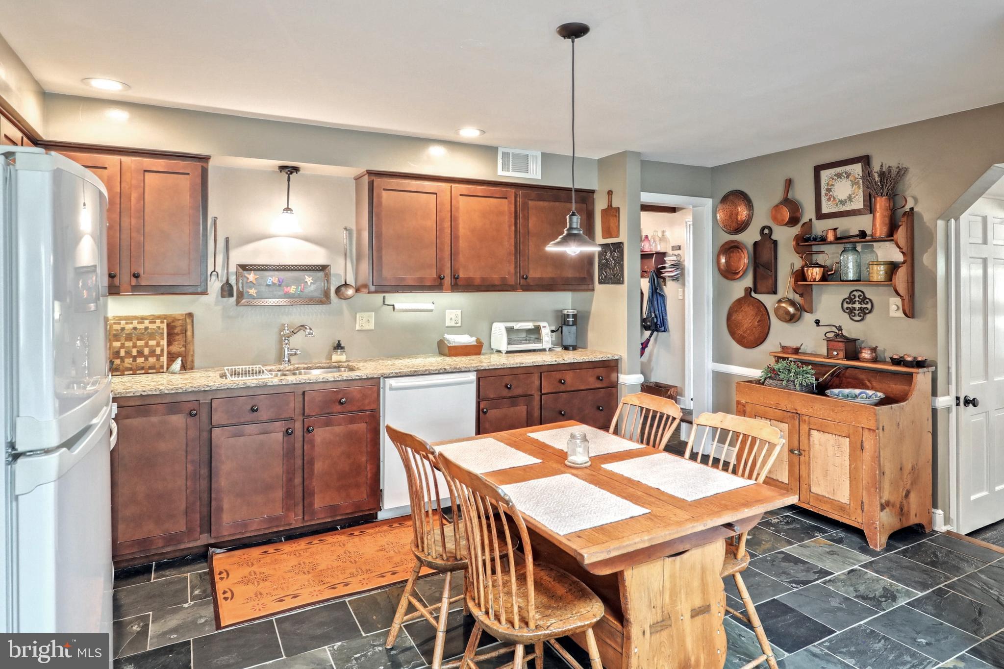 1450 Bee Tree Road York, PA 17403 - Photo 6 of 39 Gallery Image 6