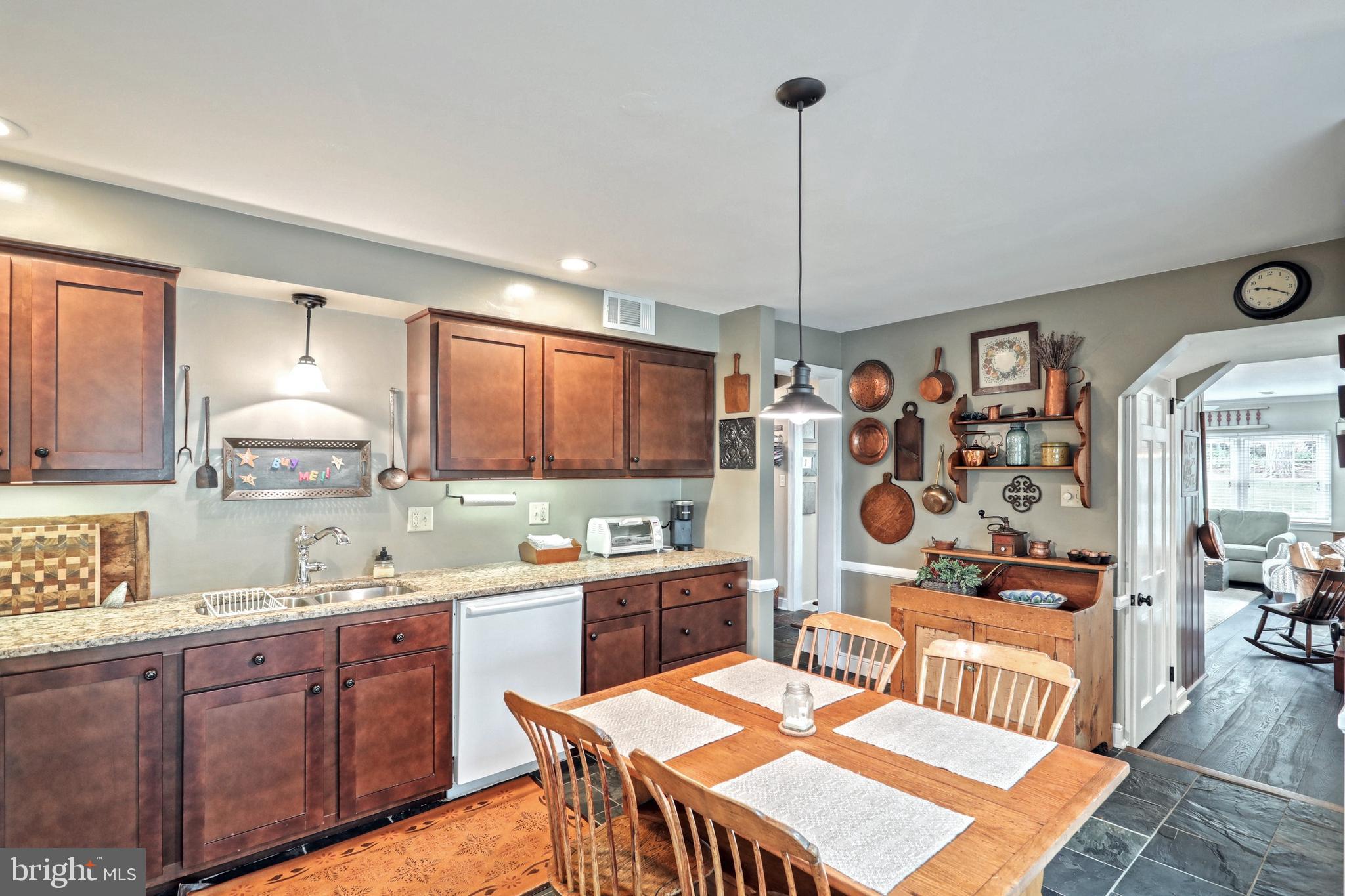 1450 Bee Tree Road York, PA 17403 - Photo 9 of 39 Gallery Image 9