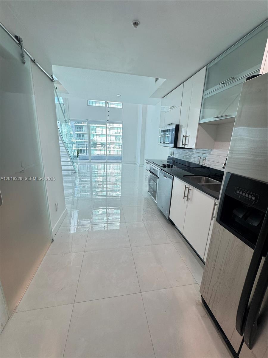 60 Southwest 13th Street, Unit 2006 Miami, FL 33130 - Photo 1 of 10