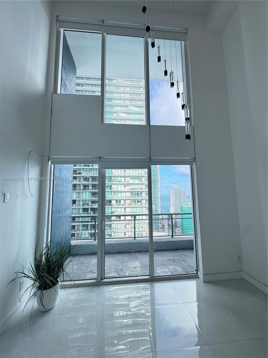 60 Southwest 13th Street, Unit 2006 Miami, FL 33130 - Photo 9 of 10