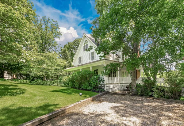 $1,850,000 | 4 Irene Lane, Shelter Island, NY 11964