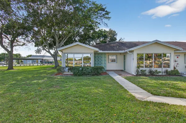 $200,000 | 14339 Canalview Drive, Unit A, Delray Beach, FL 33484