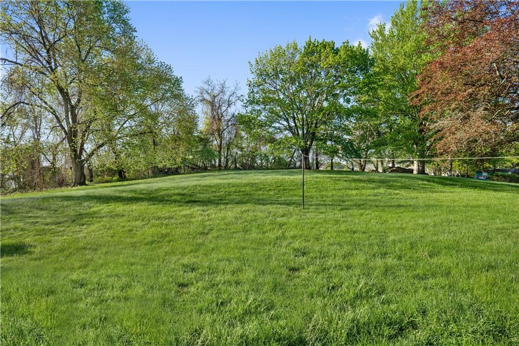 253 Ewings Mill Road Coraopolis, PA 15108 - Photo 11 of 39 Gallery Image 11