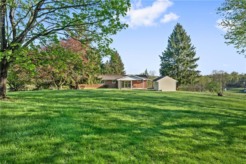 253 Ewings Mill Road Coraopolis, PA 15108 - Photo 2 of 39 Gallery Image 2